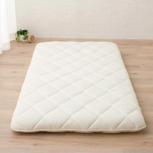 Matelas Futon Japonais Classe 100 x 200 cm Fabriqué au Japon Blanc, Pliable Lit de Couchage au Sol Tatami Mat Standard 100 x 200 cm