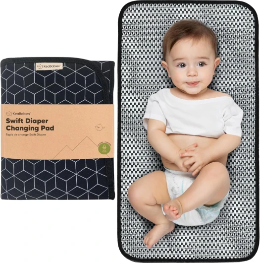 Portable Coussin À Langer - Étanche Pliable Bébé Matelas À Langer - Tapis À Langer De Voyage - Léger, Petit Léger Matelas À Langer Pour Bébé - Changeur De Bébé - Lavable En Machine (Black Geo)