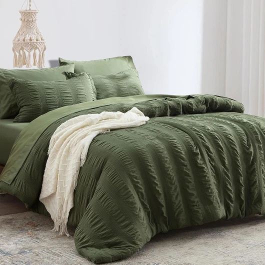 Tospass Housse de Couette Seersucker 200x200 cm Vert Olive + 2 Taies d'oreiller 65x65 cm Gaufré Rayée Rayures Parure de Lit 2 Personne Adulte Linge de lit Microfibre Réversible avec Fermeture Éclair Vert Olive 200x200+2x65x65